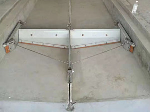 清潔刮糞機廠家供應